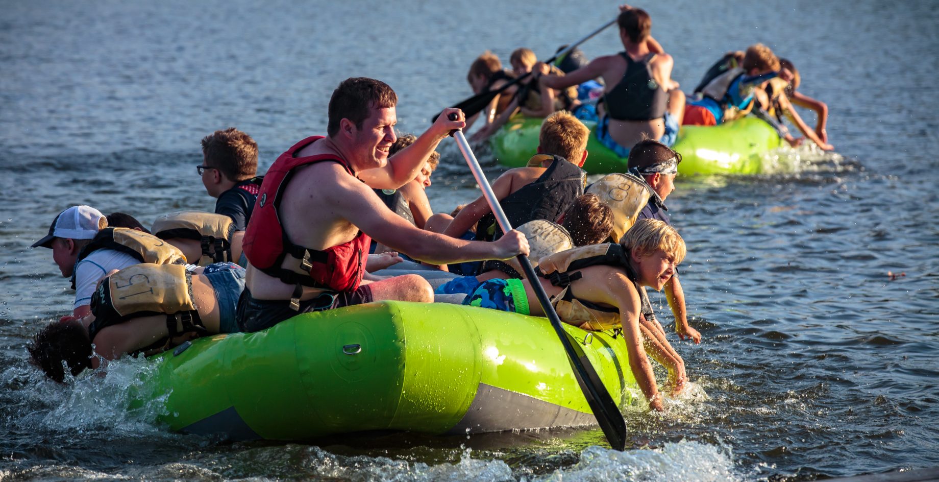 Rafting.