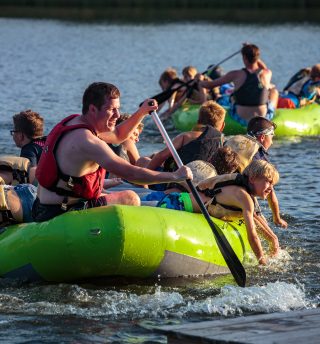 Rafting.